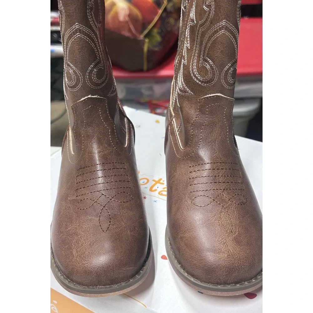 Moesha Brand Cowgirl Boots For Girls Brown Size 4 New In Box!